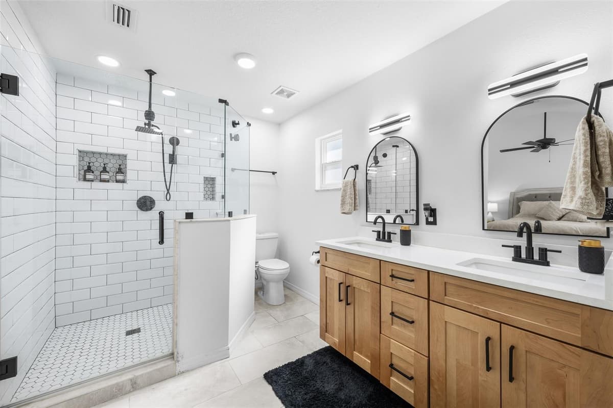 14018 CASCADE LANE — photo 21 of 46
