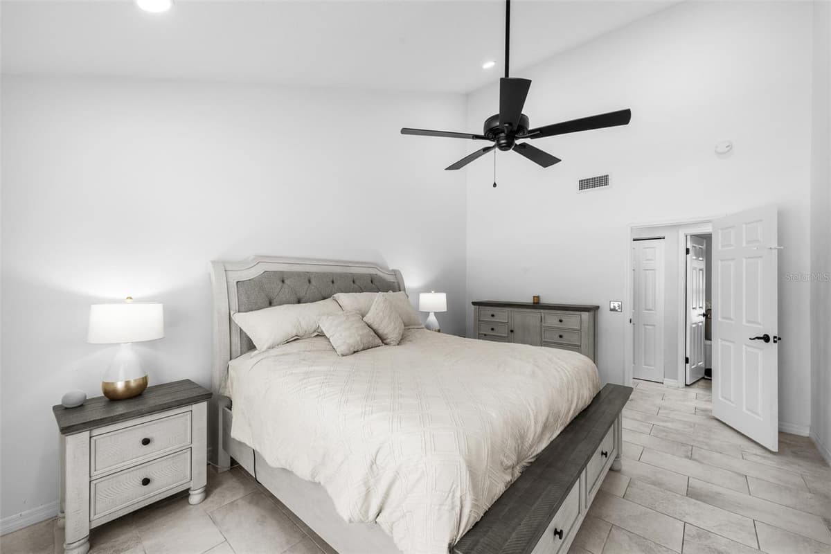 14018 CASCADE LANE — photo 17 of 46