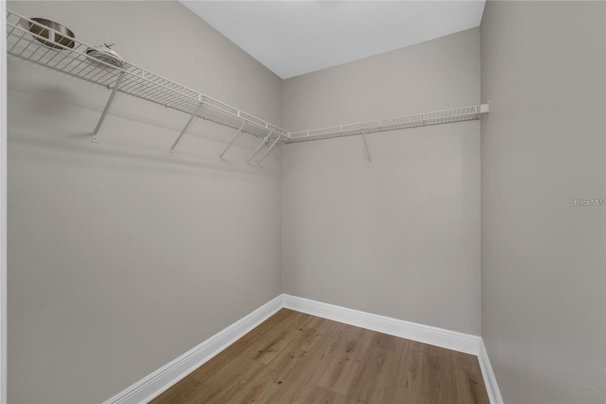 14537 SAN LORENZO DRIVE — photo 32 of 48