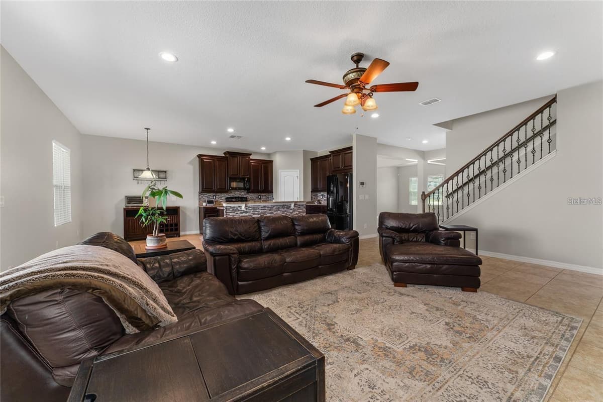 14537 SAN LORENZO DRIVE — photo 10 of 48