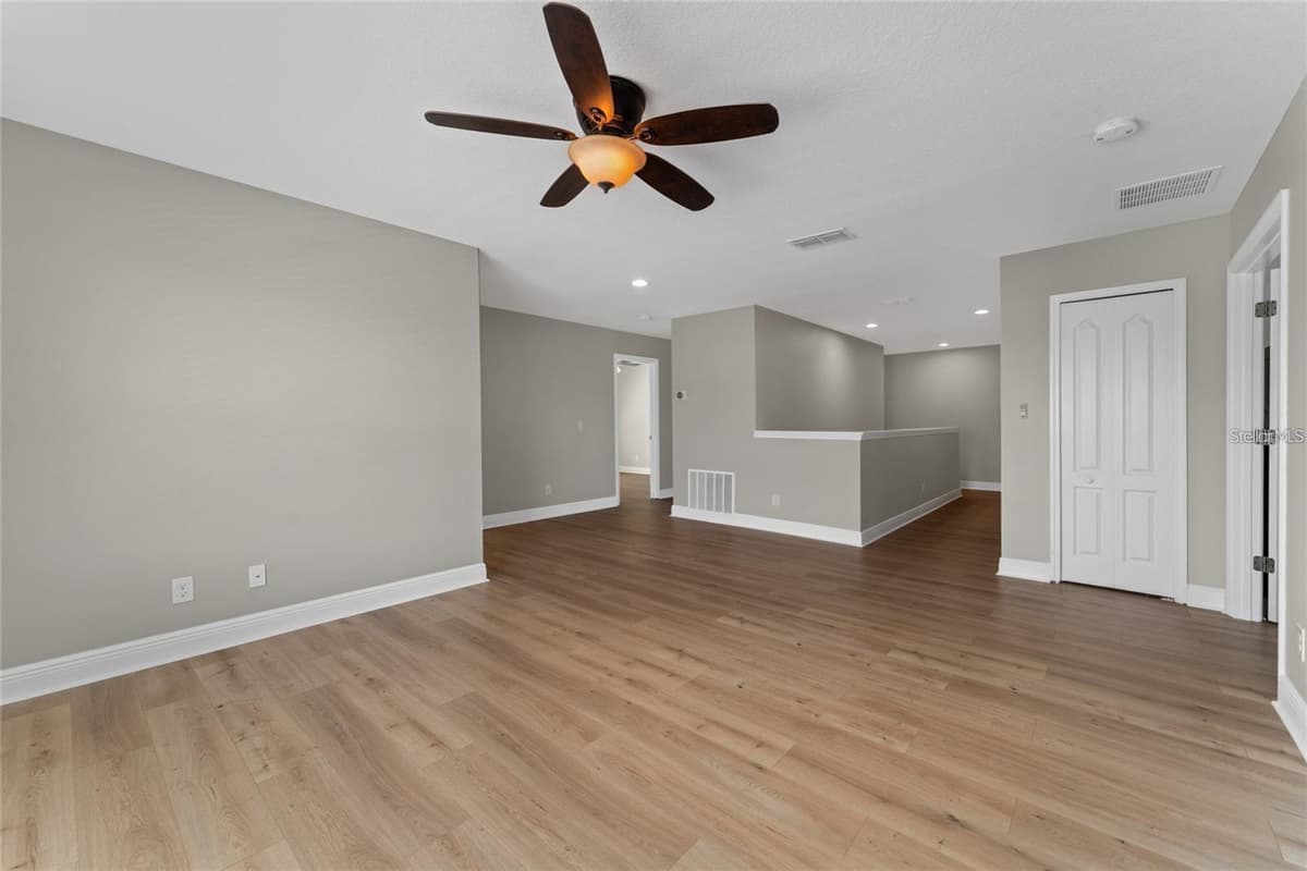 14537 SAN LORENZO DRIVE — photo 24 of 48