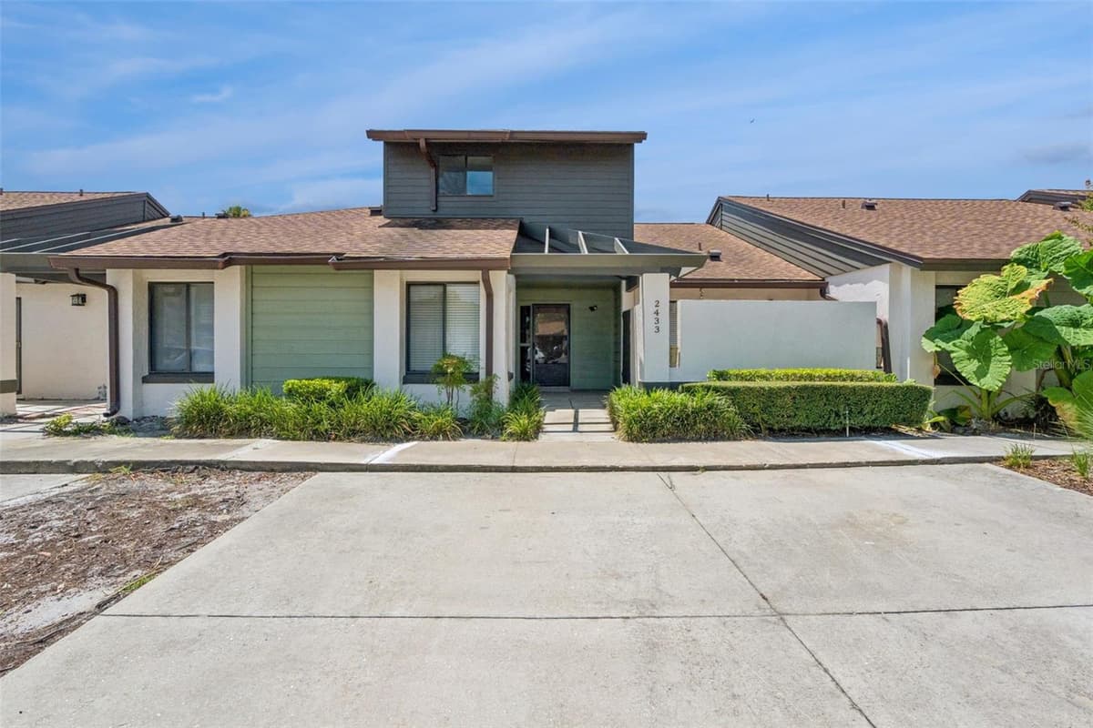 2433 GRAND TETON CIRCLE — photo 1 of 31