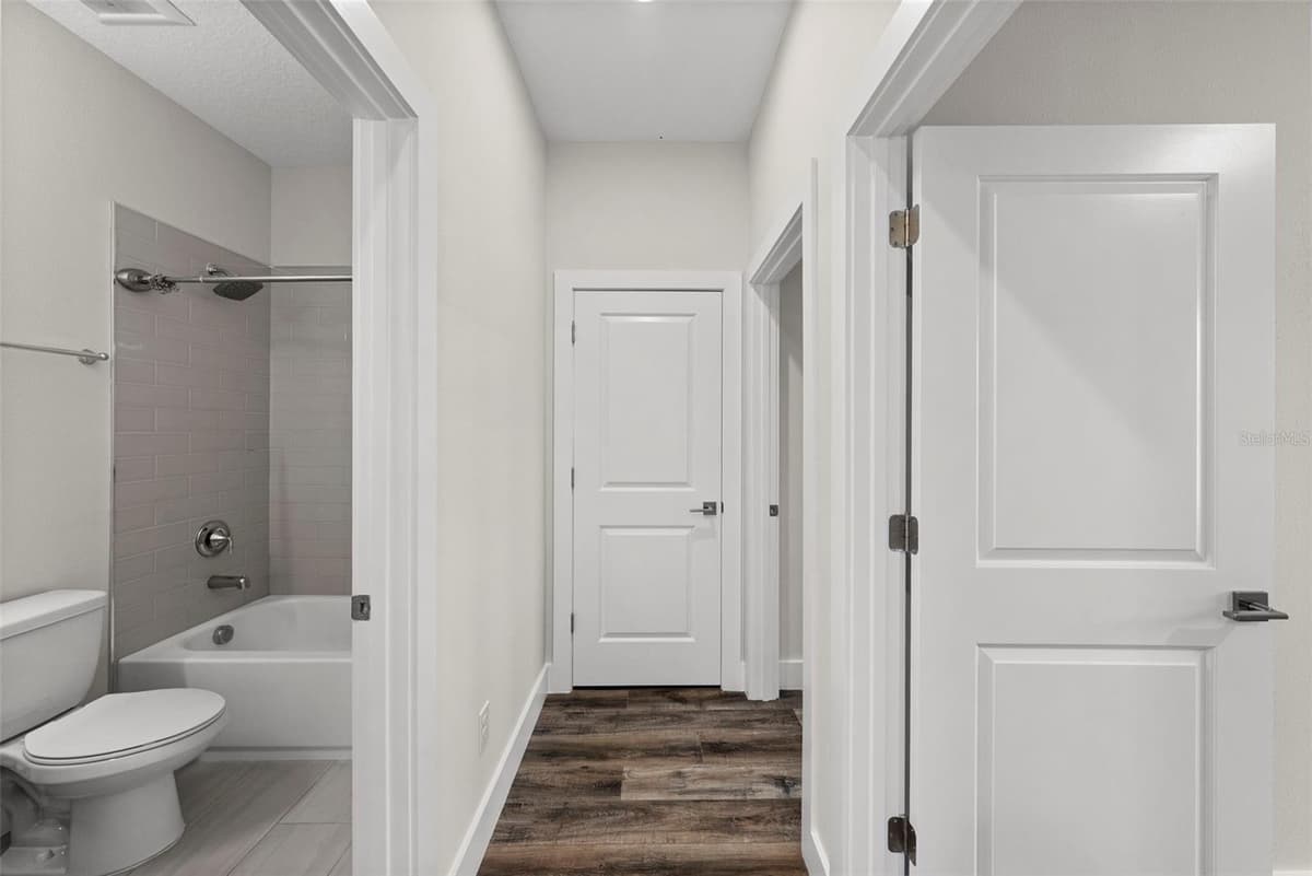 3122 AZEELE STREET — photo 31 of 38