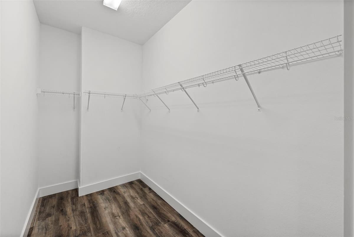 3122 AZEELE STREET — photo 27 of 38
