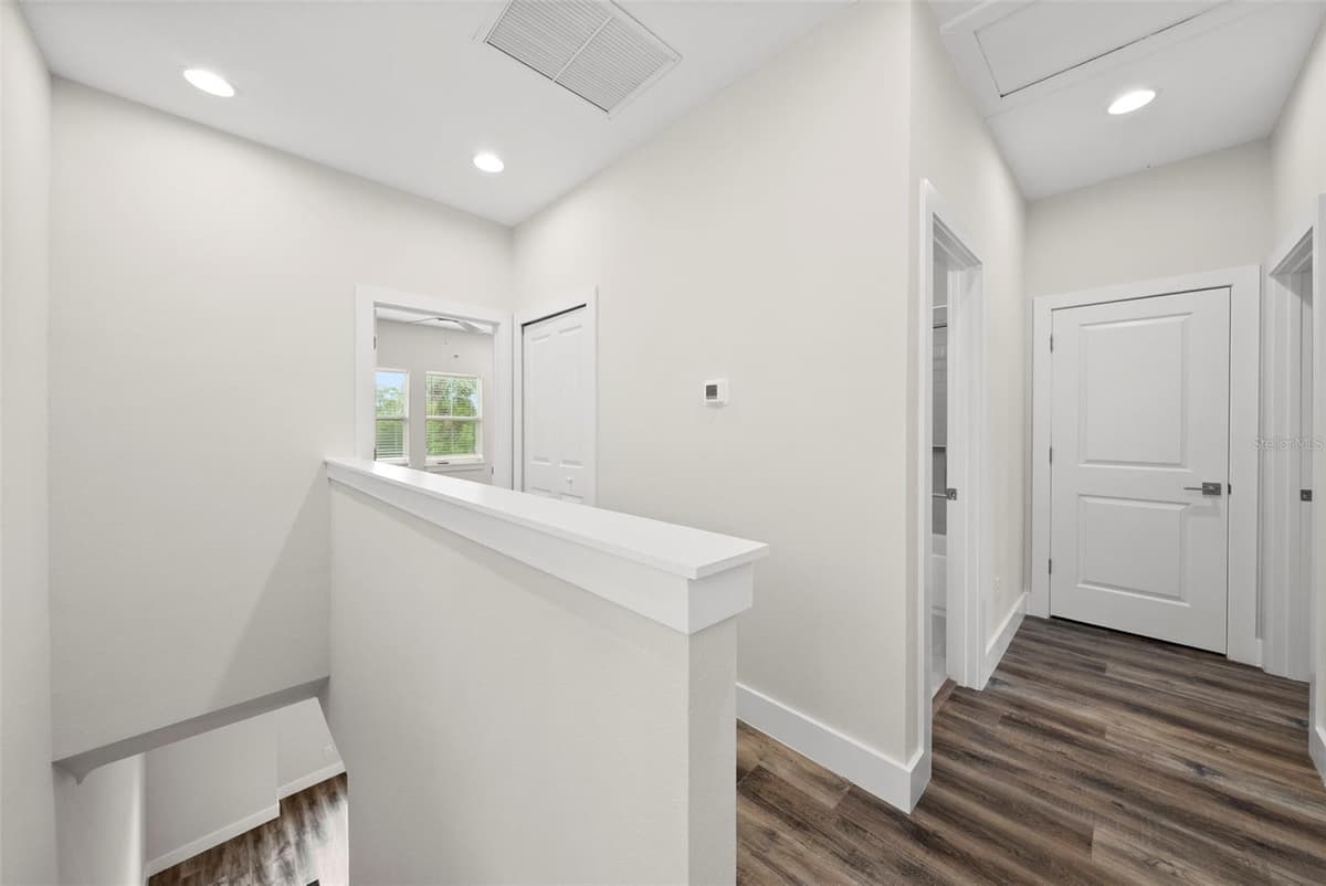 3122 AZEELE STREET — photo 22 of 38