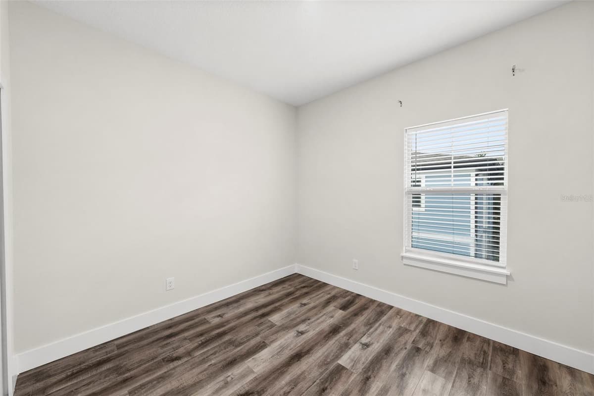 3122 AZEELE STREET — photo 33 of 38