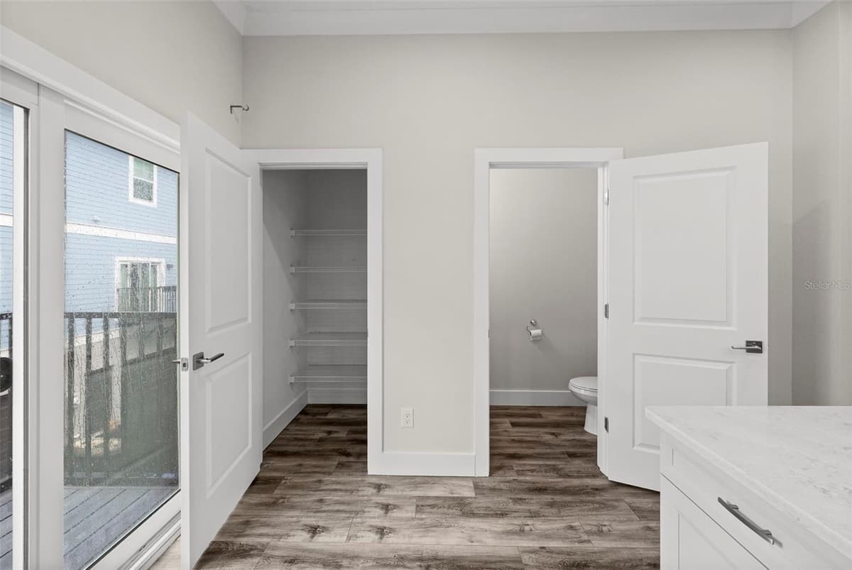 3122 AZEELE STREET — photo 13 of 38