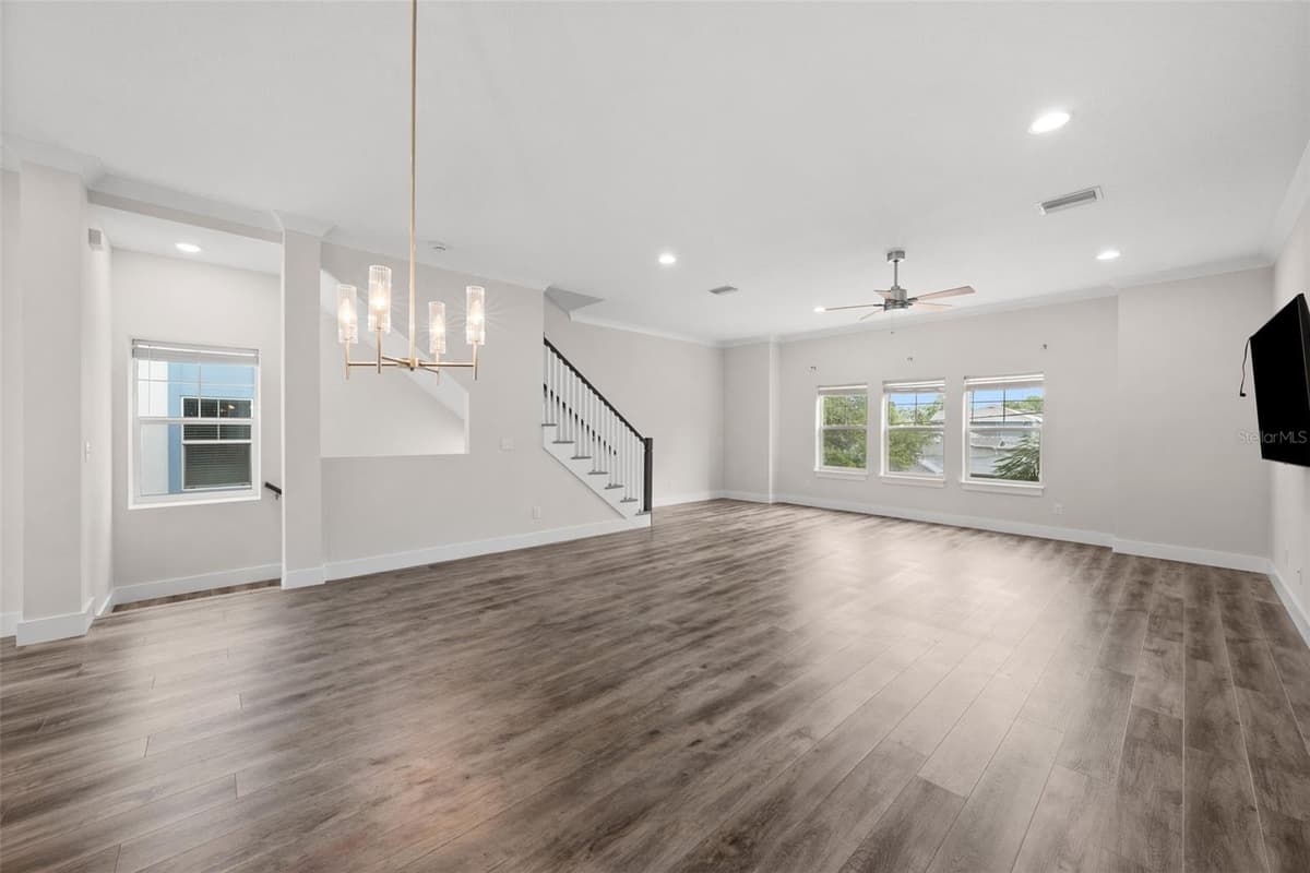 3122 AZEELE STREET — photo 14 of 38