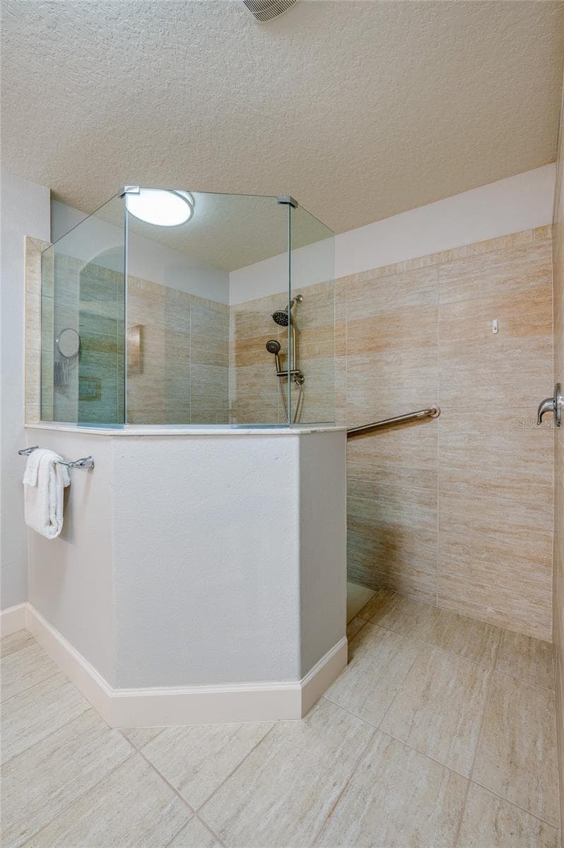 312 BIRKDALE DRIVE — photo 24 of 45