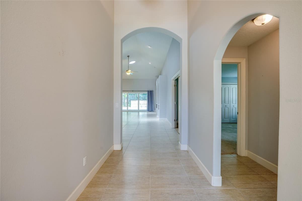 312 BIRKDALE DRIVE — photo 6 of 45