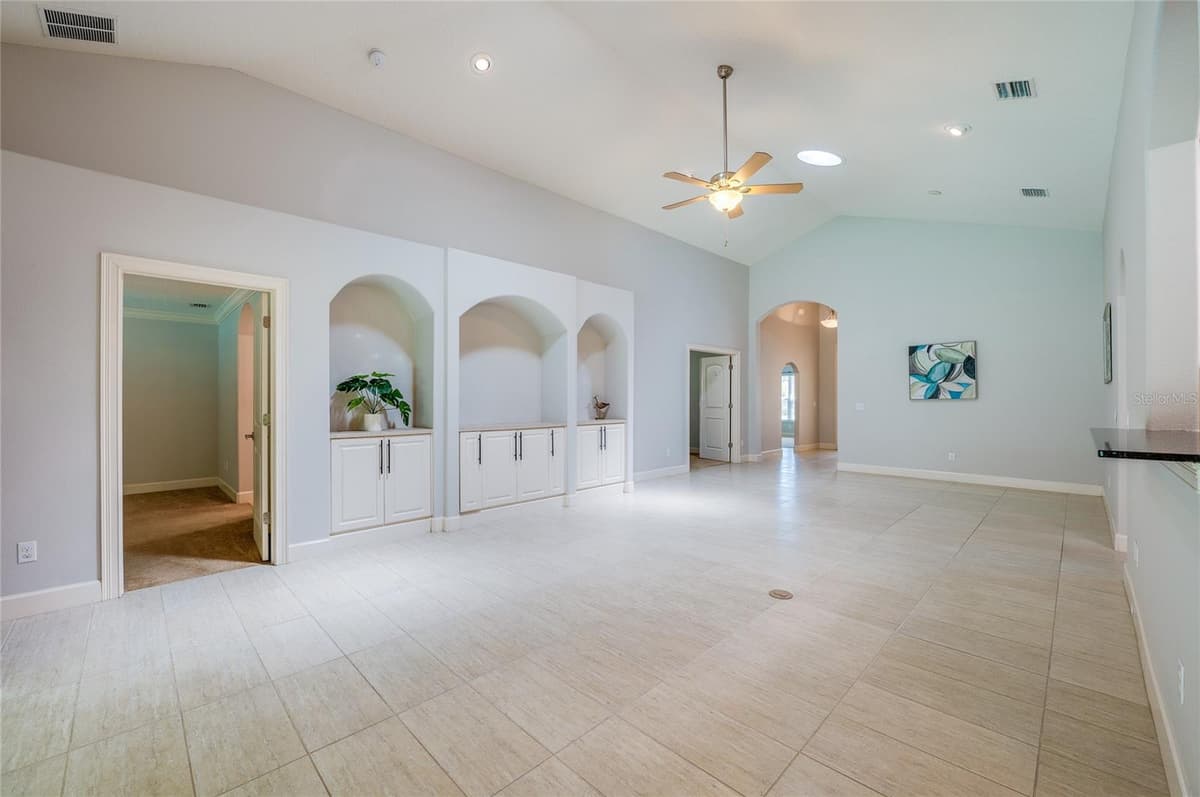 312 BIRKDALE DRIVE — photo 11 of 45