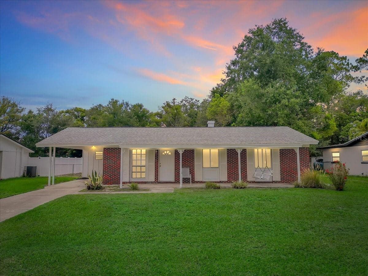 5810 DRIFTWOOD DRIVE — photo 4 of 30
