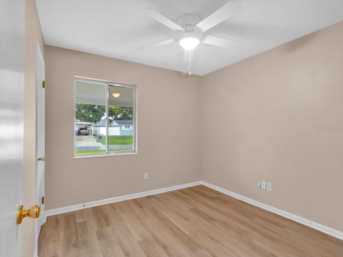 5810 DRIFTWOOD DRIVE — photo 15 of 30