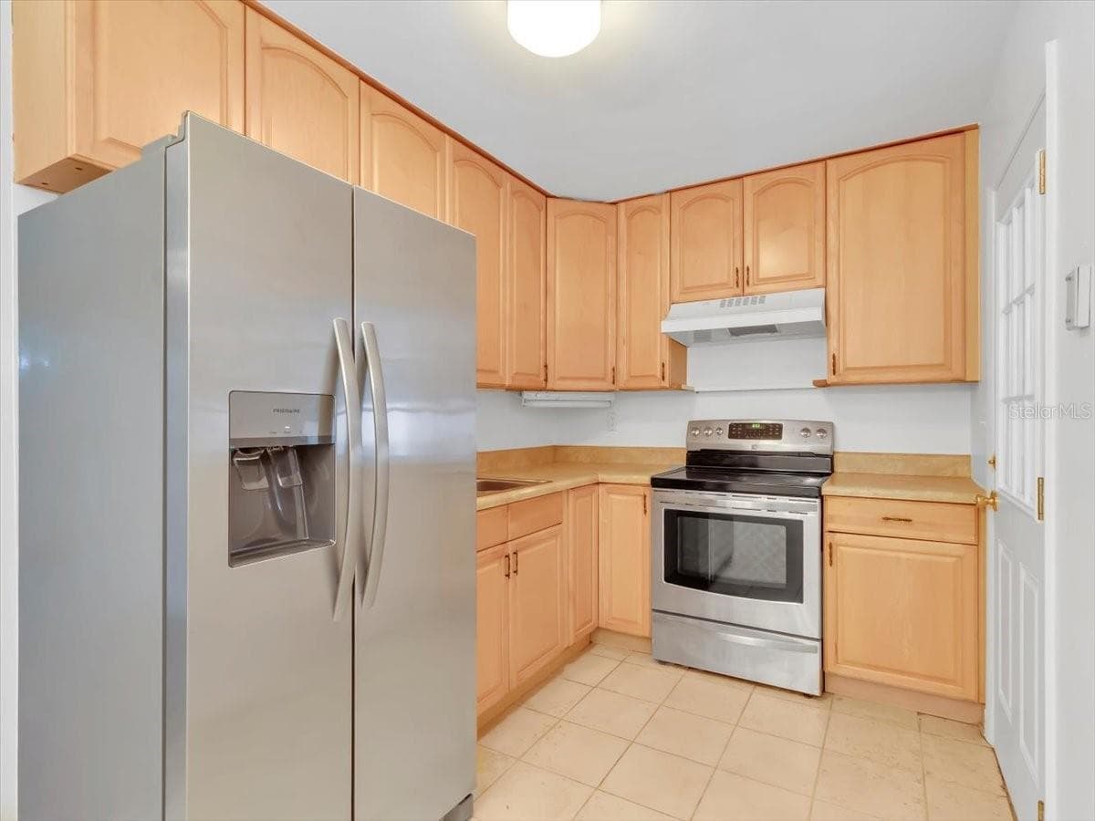 5810 DRIFTWOOD DRIVE — photo 12 of 30