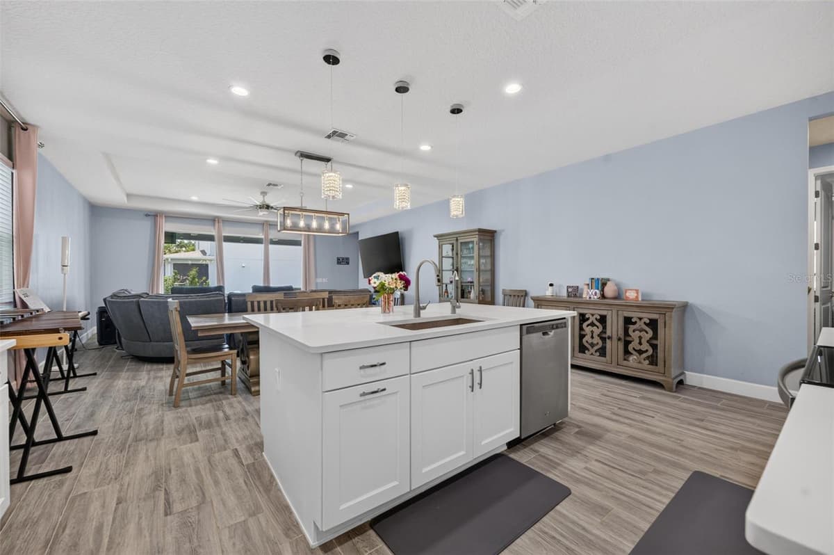 3607 ARBORDALE LOOP — photo 11 of 39