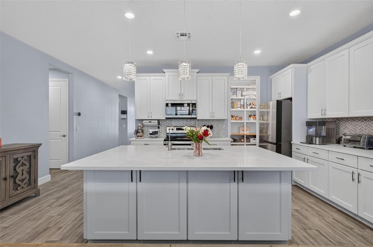 3607 ARBORDALE LOOP — photo 8 of 39