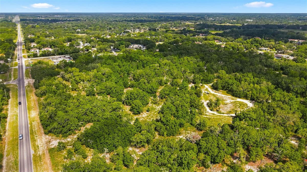 8439 COUNTY LINE ROAD — photo 4 of 22