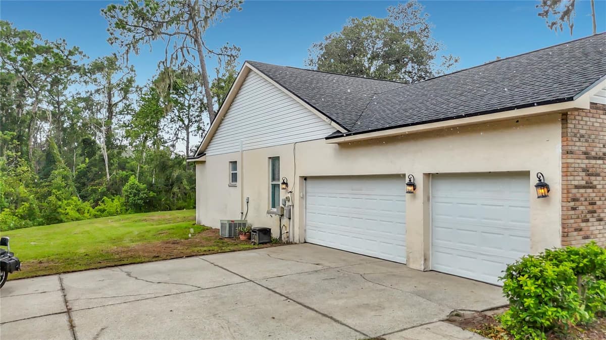 11319 TRALEE DRIVE — photo 37 of 42