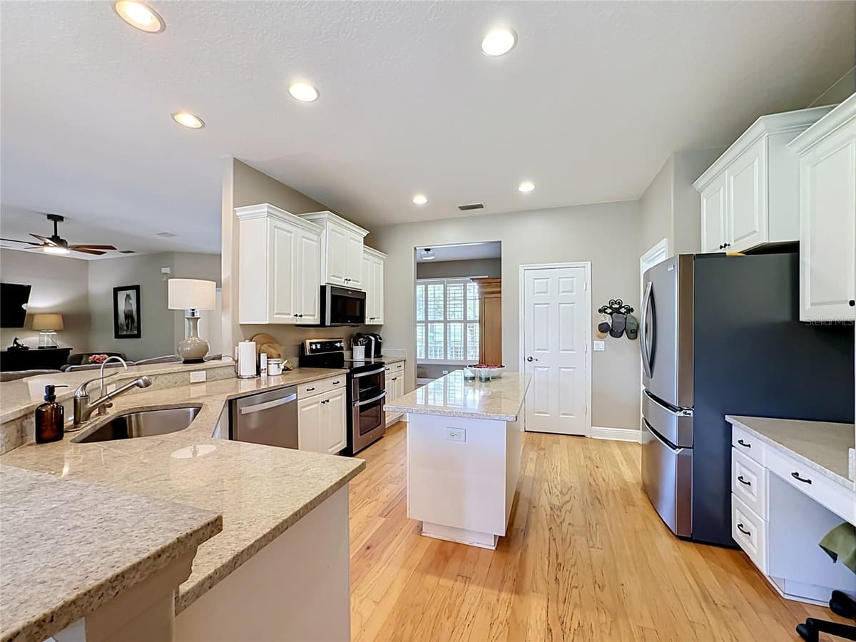 11319 TRALEE DRIVE — photo 10 of 42