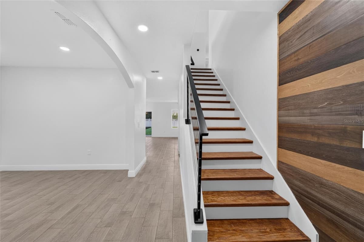 9637 TRONCAIS CIRCLE — photo 4 of 60