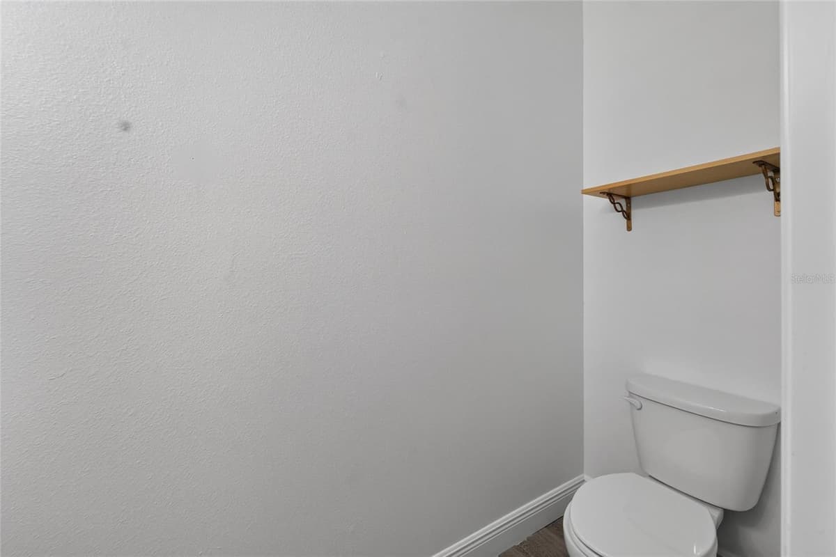 9637 TRONCAIS CIRCLE — photo 27 of 60