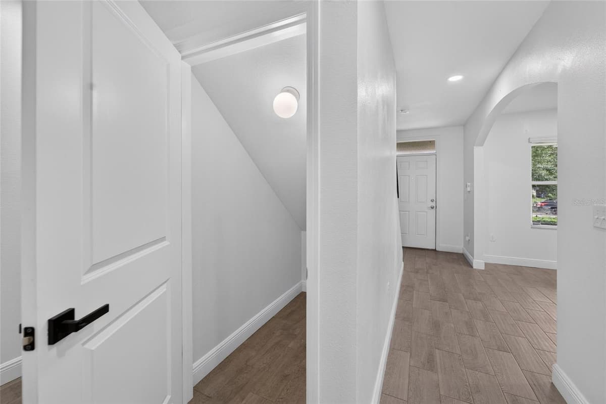 9637 TRONCAIS CIRCLE — photo 25 of 60