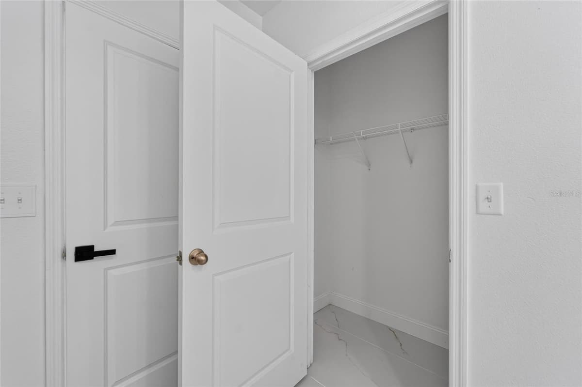 9637 TRONCAIS CIRCLE — photo 20 of 60