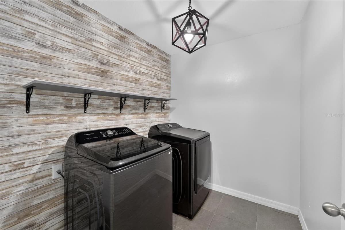 9637 TRONCAIS CIRCLE — photo 48 of 60