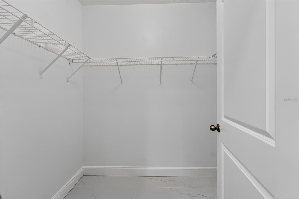 9637 TRONCAIS CIRCLE — photo 21 of 60