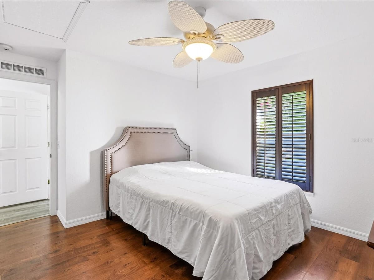 3002 MONCRIEF AVE — photo 24 of 50