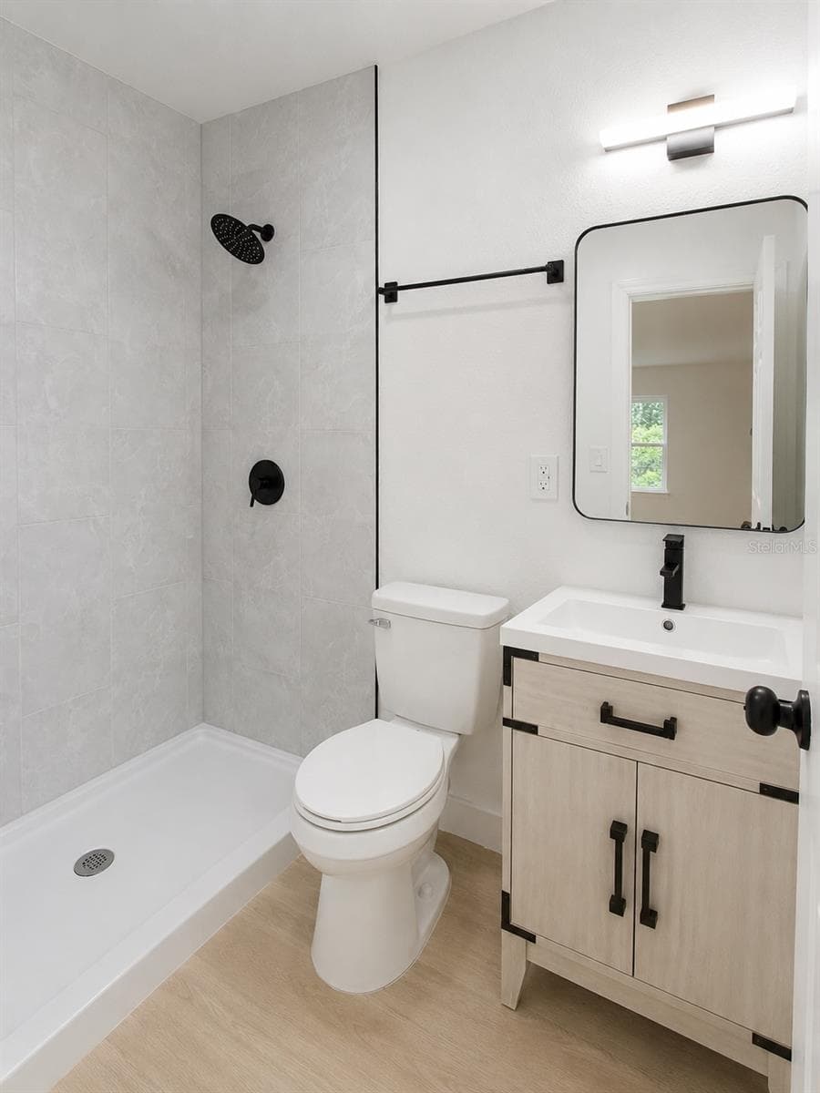 49 LAKE COURT LOOP — photo 8 of 17