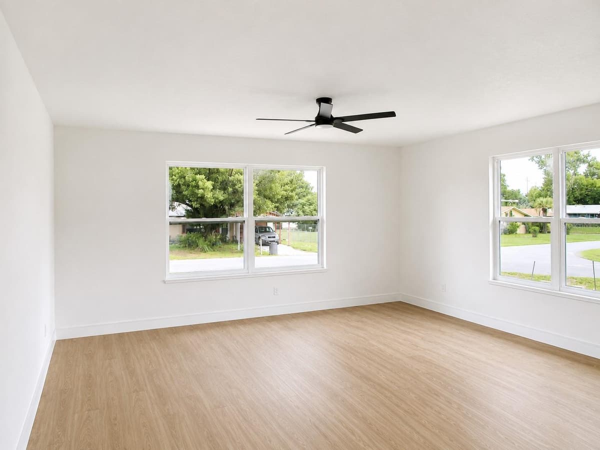 49 LAKE COURT LOOP — photo 3 of 17