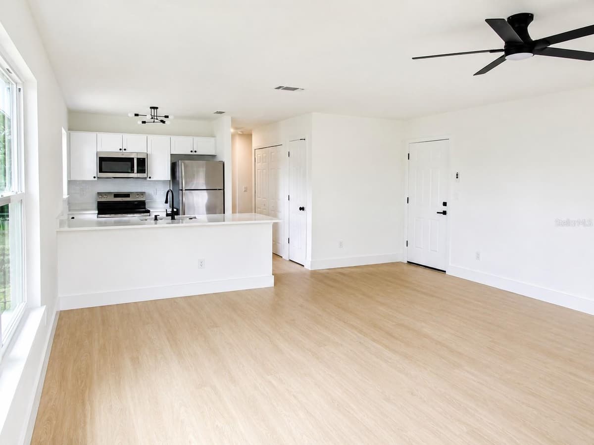 49 LAKE COURT LOOP — photo 4 of 17