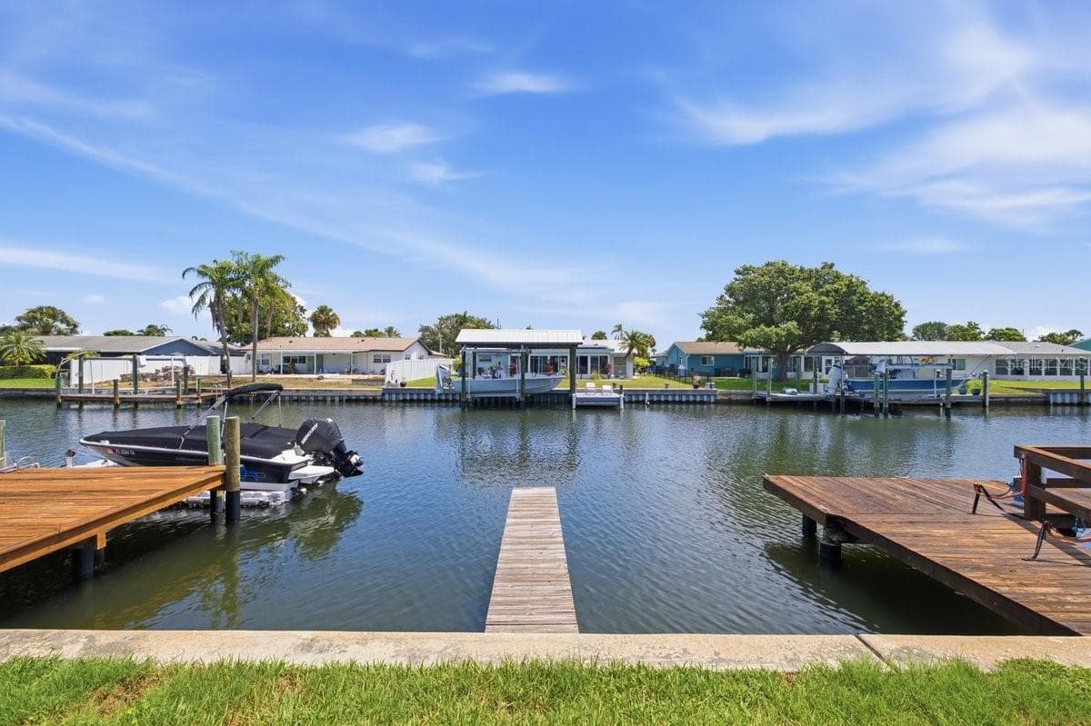 1041 APOLLO BEACH BOULEVARD — photo 3 of 21