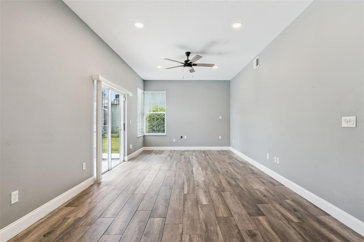 2743 RUNNING SPRINGS LOOP — photo 16 of 54