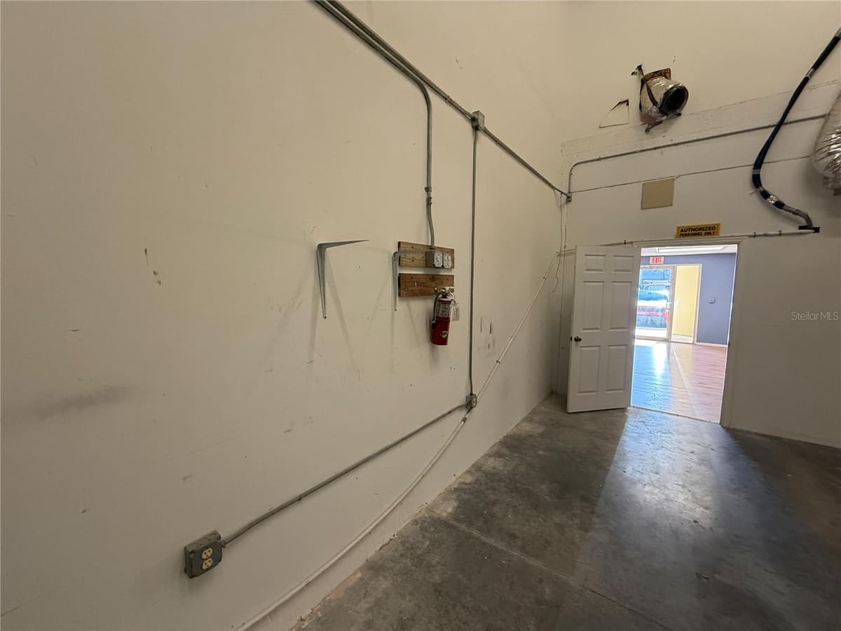 2755 VISTA PARKWAY — photo 13 of 18