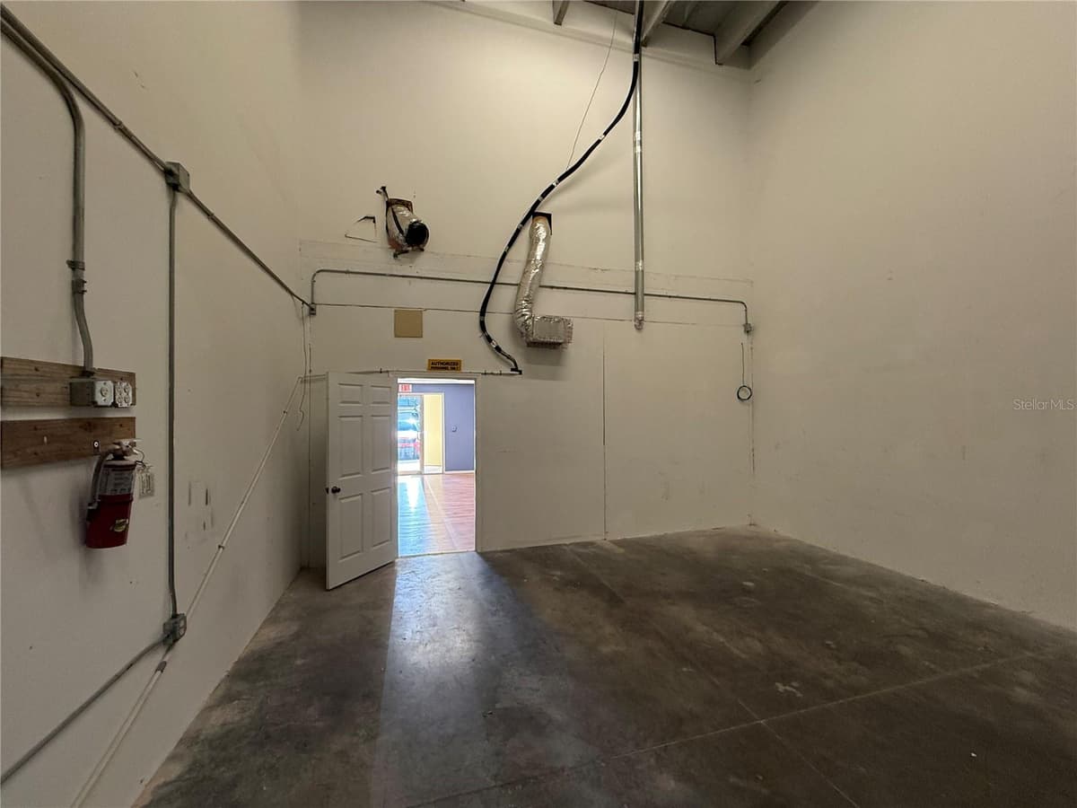 2755 VISTA PARKWAY — photo 17 of 18