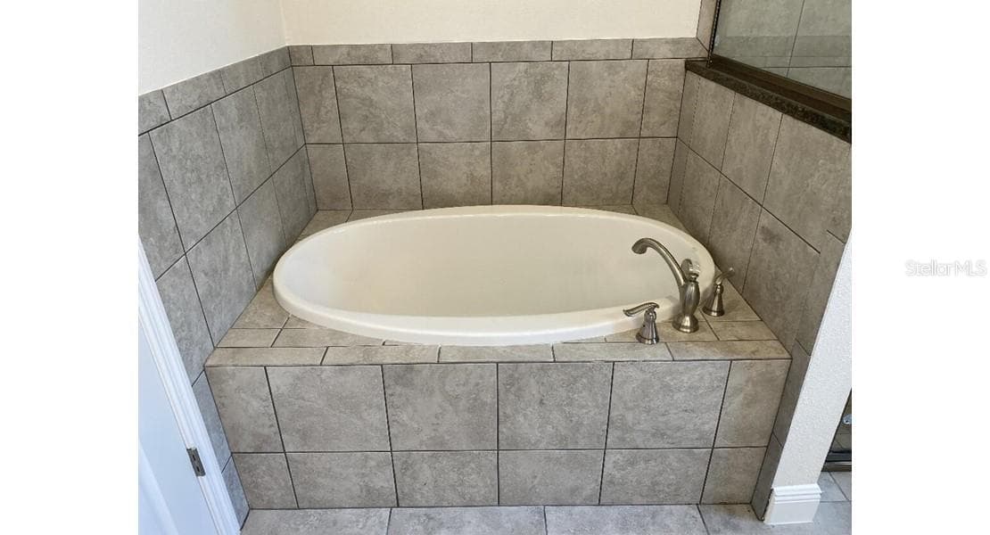 5637 ABELMAN ROAD — photo 14 of 17
