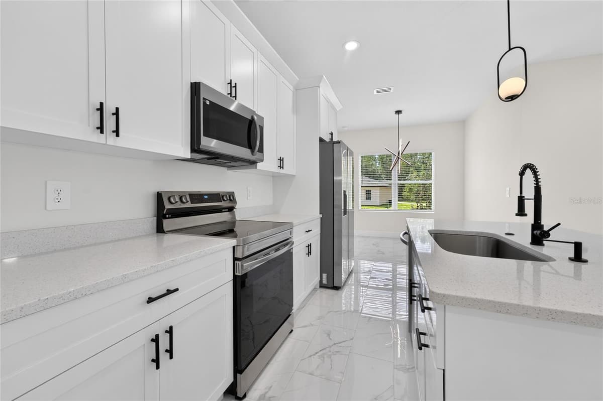 455 MARION OAKS PASS — photo 14 of 36
