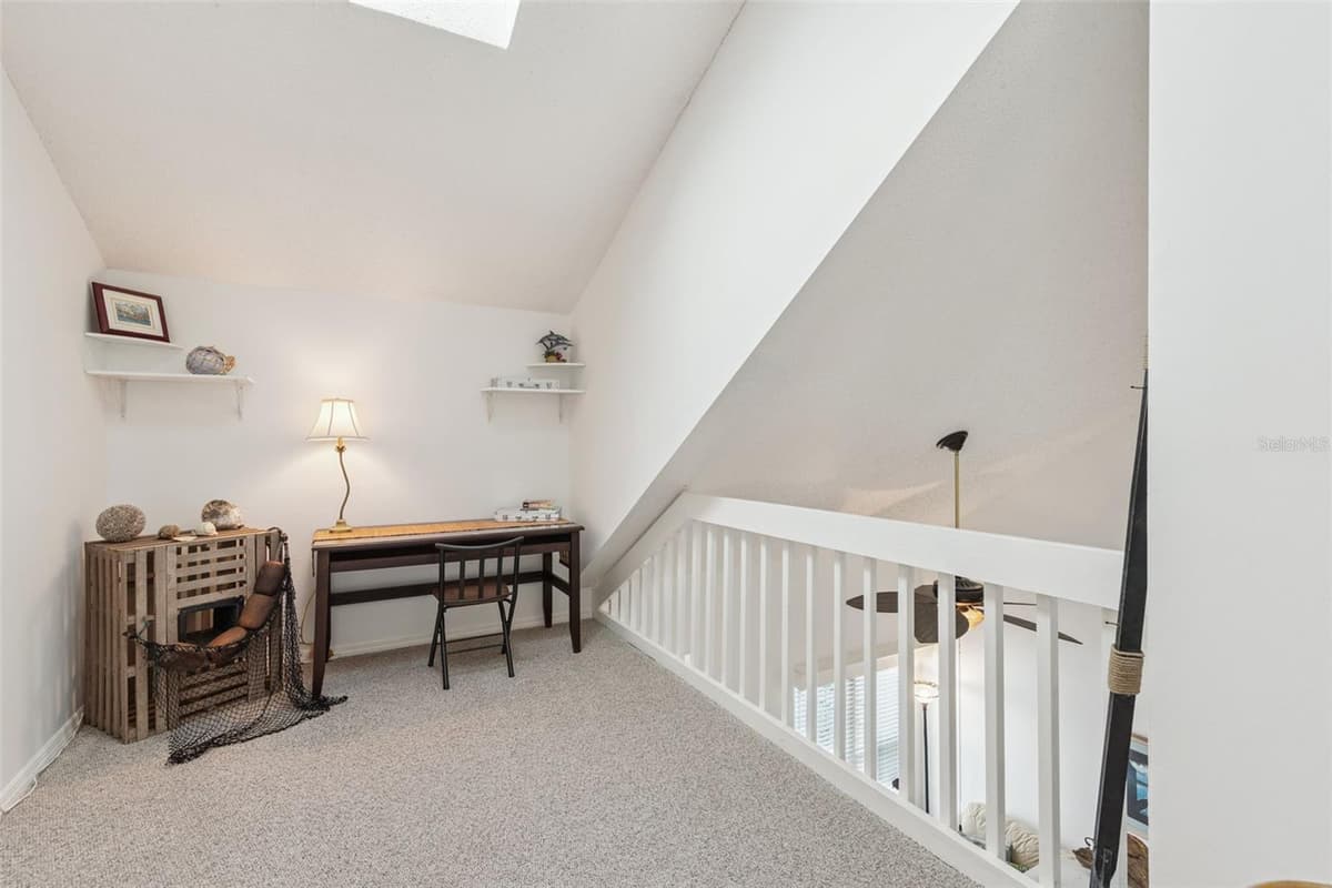 4268 SUN VILLAGE COURT — photo 13 of 40