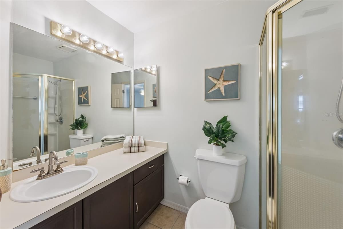 4268 SUN VILLAGE COURT — photo 22 of 40