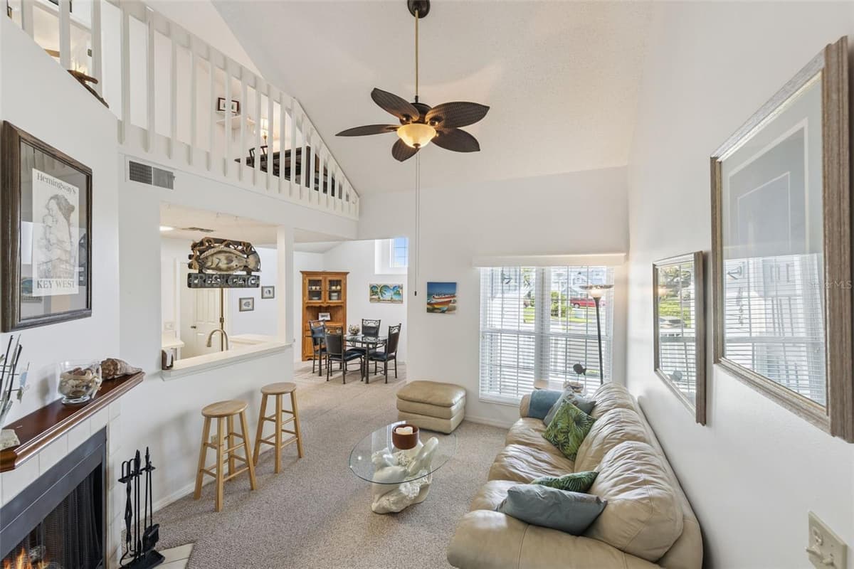 4268 SUN VILLAGE COURT — photo 11 of 40