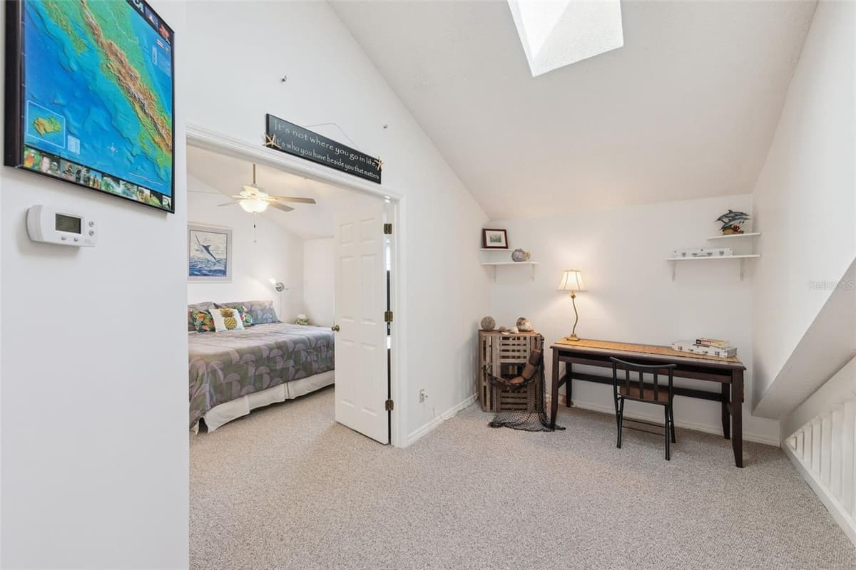 4268 SUN VILLAGE COURT — photo 14 of 40