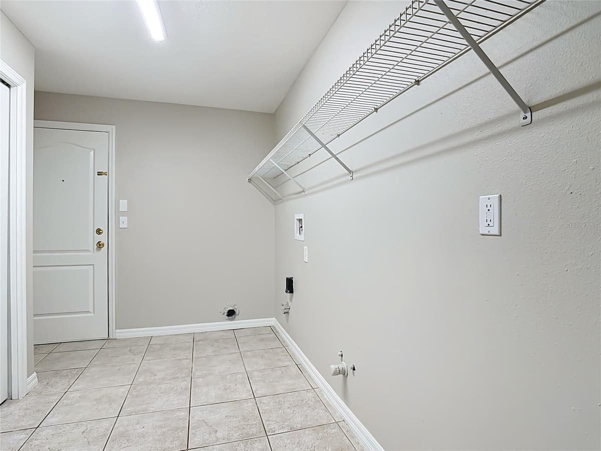 3910 COUNTRYSIDE VIEW COURT — photo 27 of 36