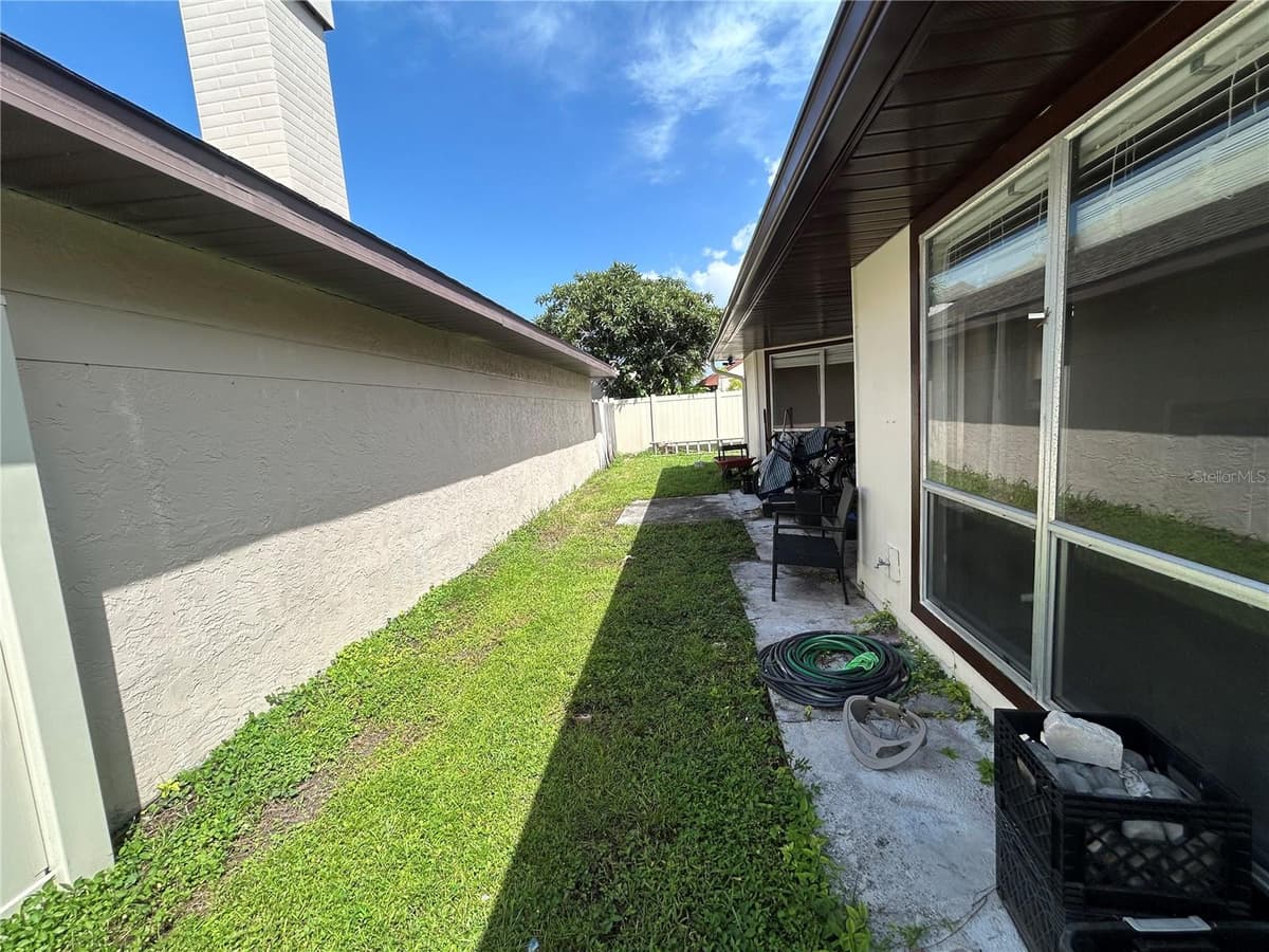 7029 DRURY STREET — photo 4 of 31