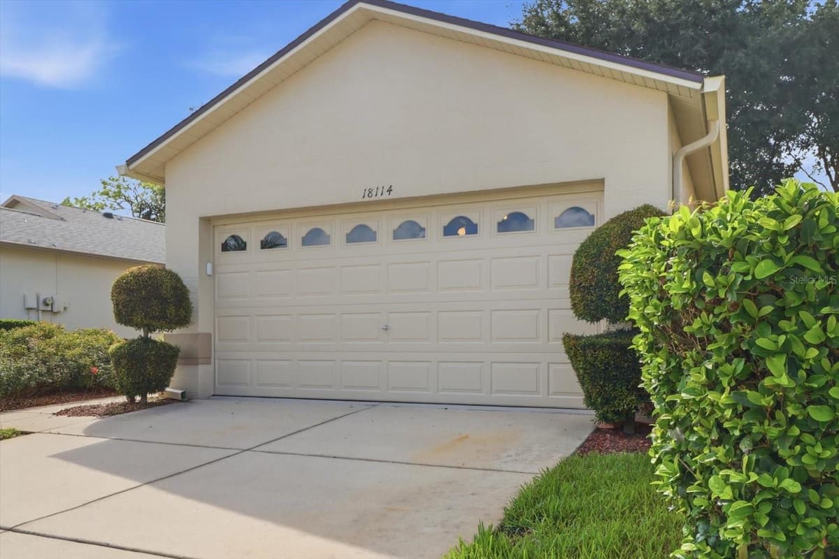 18114 BRELAND DRIVE — photo 4 of 46