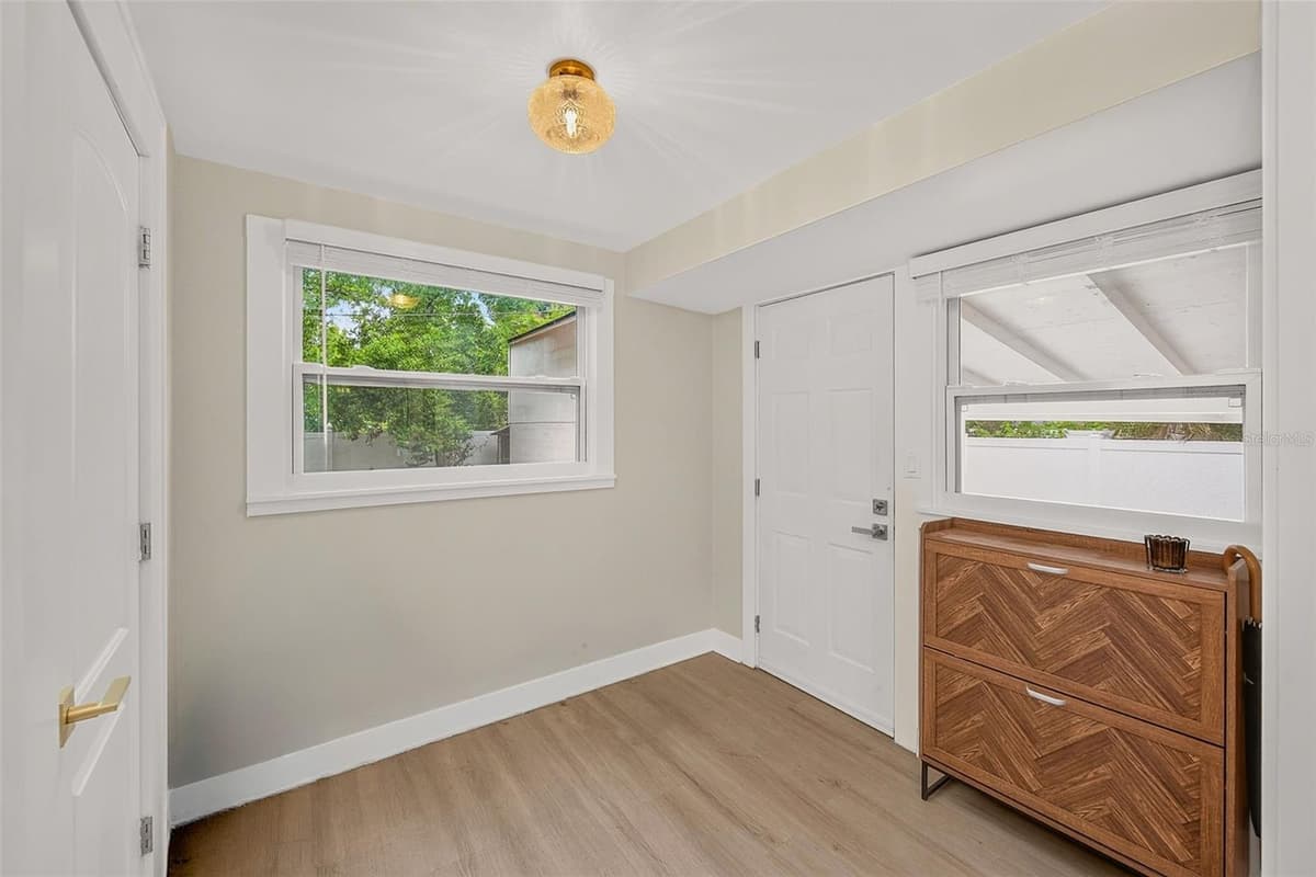440 22ND STREET — photo 16 of 33