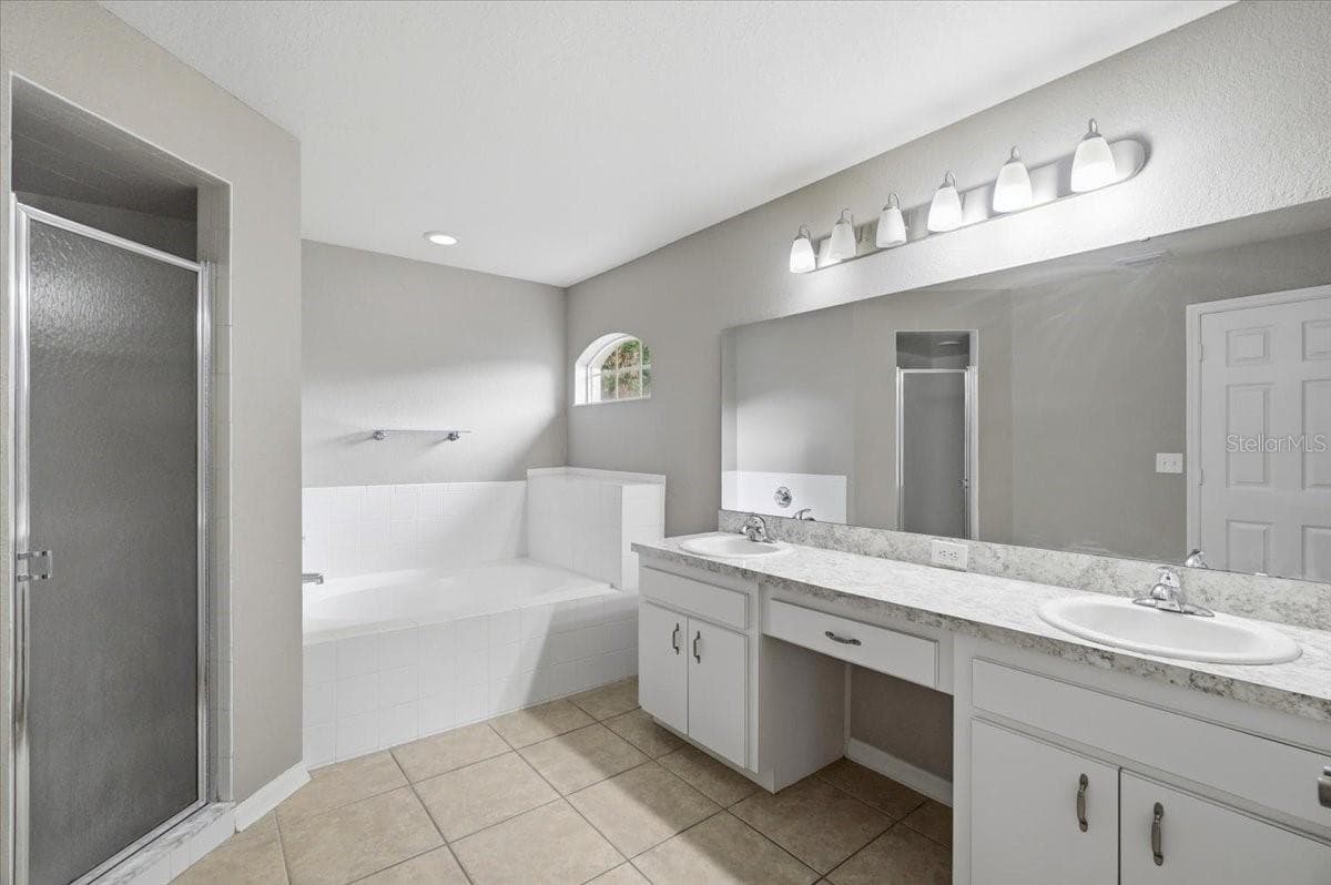 2405 HIGHLANDS VUE PARKWAY — photo 31 of 51
