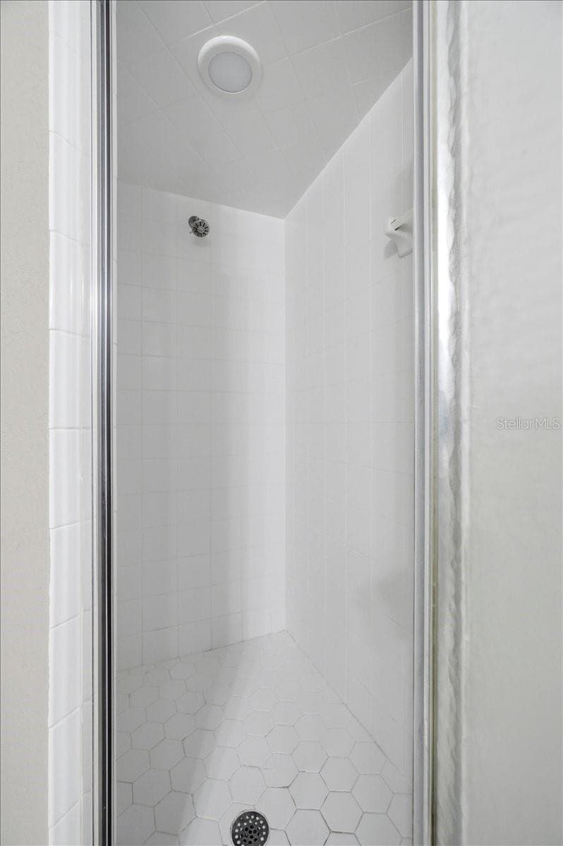 2405 HIGHLANDS VUE PARKWAY — photo 33 of 51