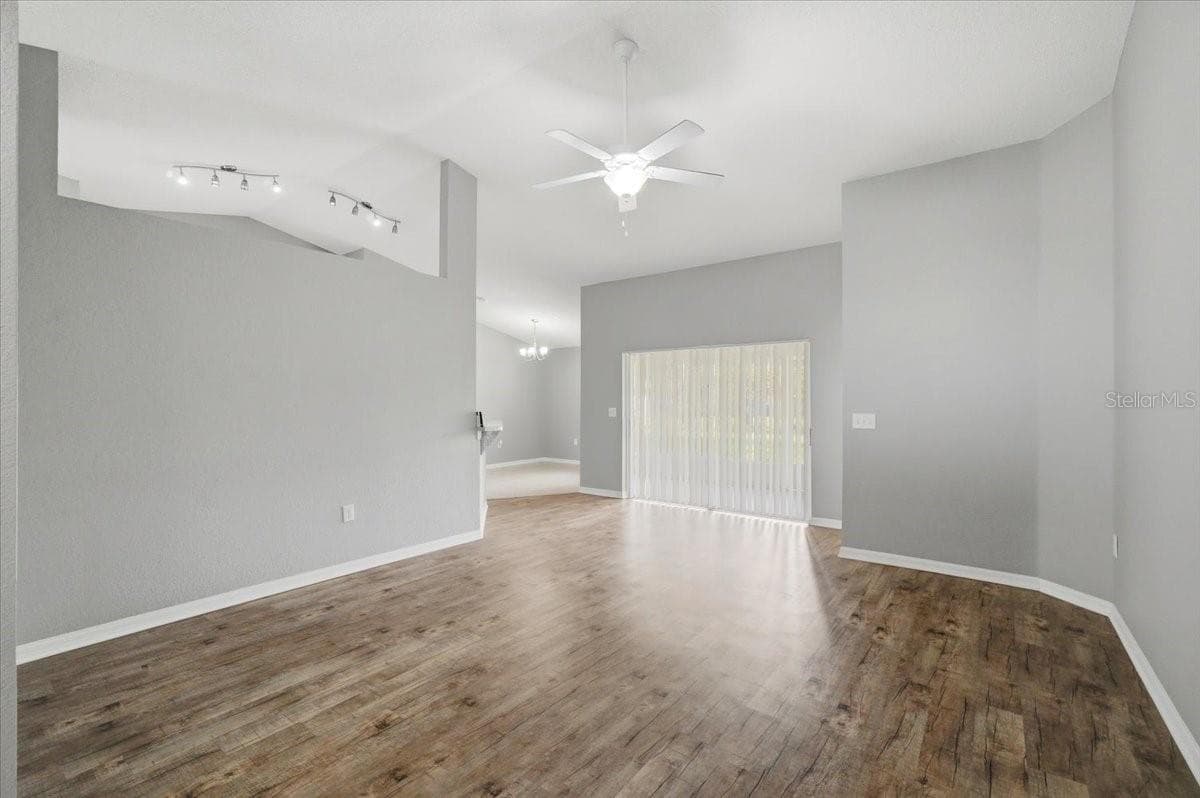 2405 HIGHLANDS VUE PARKWAY — photo 14 of 51
